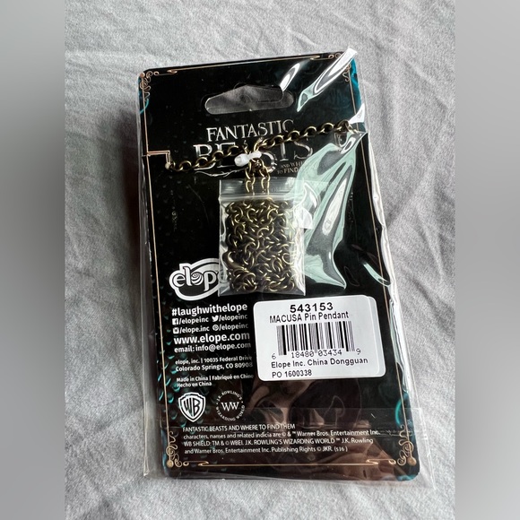Fantastic Beasts Macusa Pendant/Pin (NWT) - Picture 3 of 5